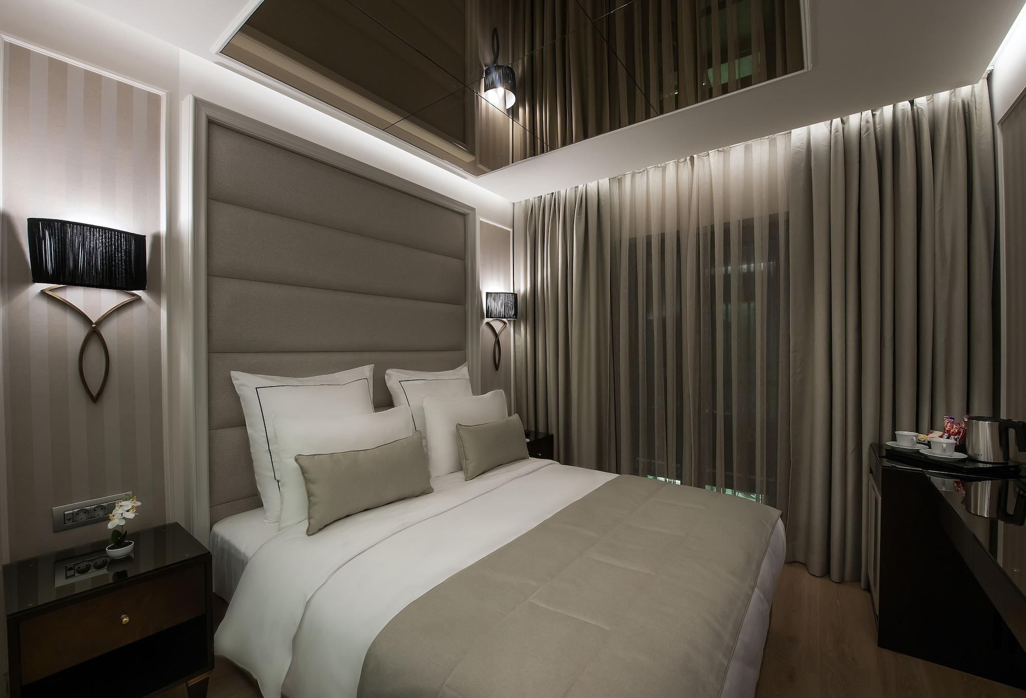 Le Petit Palace Hotel - Special Category Istanbul Exterior photo