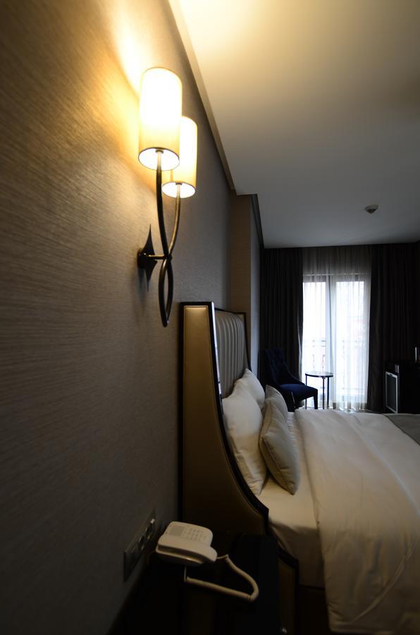 Le Petit Palace Hotel - Special Category Istanbul Exterior photo